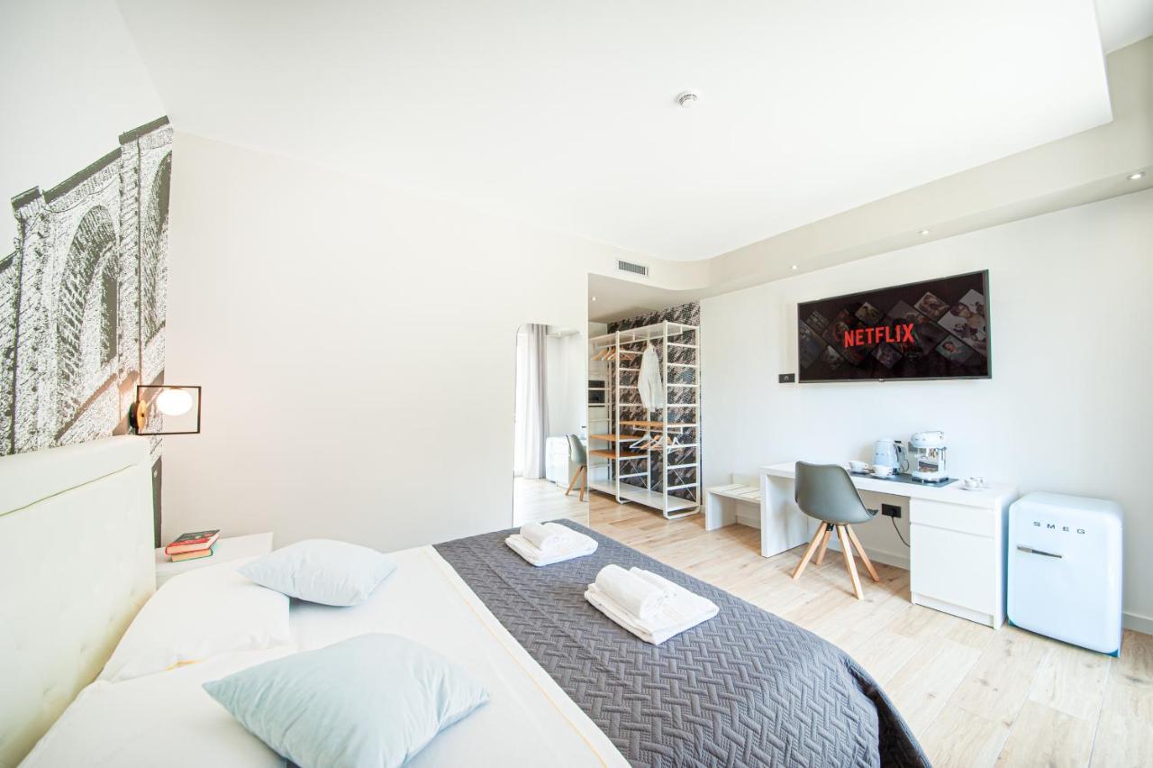 Eleonore Elegant Room Suite Gallura 卡利亚里 外观 照片